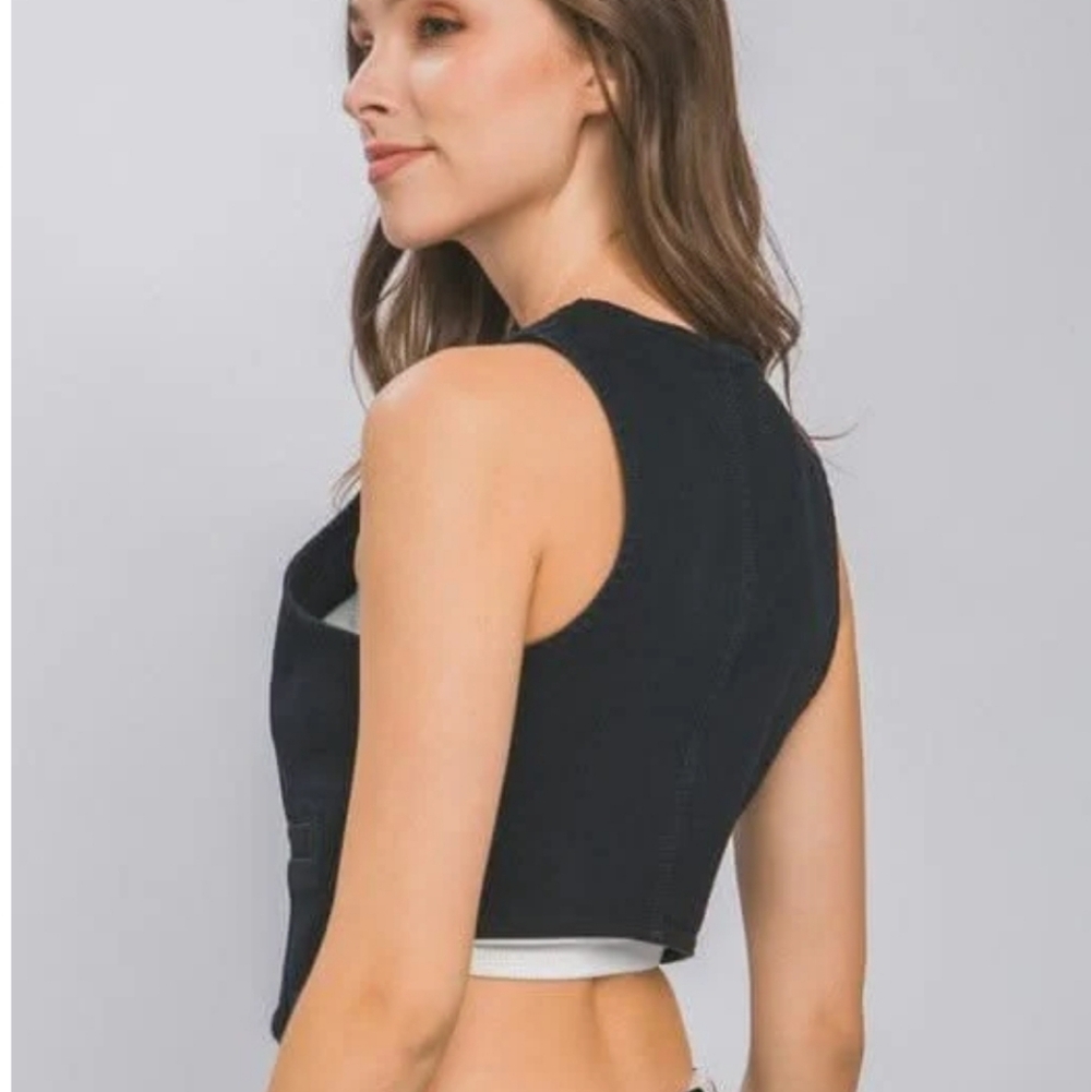 Love Tree Denim Black Cropped Vest - Picture 4 of 10